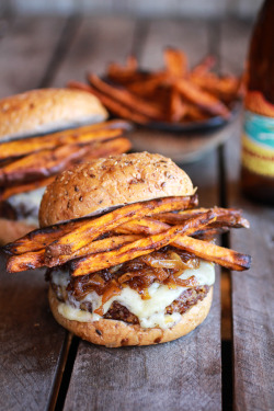 do-not-touch-my-food:  Quinoa Burgers with Sweet Potato Fries