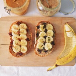 coconutmeblog:  Almond butter vs peanut butter: which one do