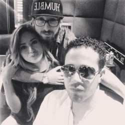 villegas-news:  graymusiq: S.M.A with these fools today @jasminevillegas
