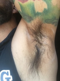 horny4mansmells:  hairymnw:  Follow my blog to see hairy men,