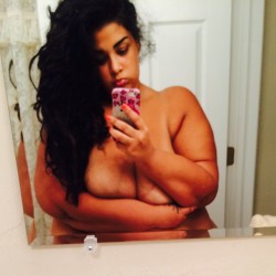 xoxoxomona69:  Perks of having big boobs see that huge dent on