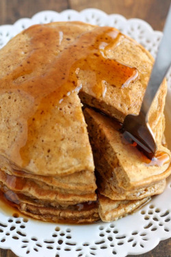 verticalfood:Gingerbread Pancakes