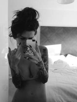 sexgirlsandtattoos:  . 