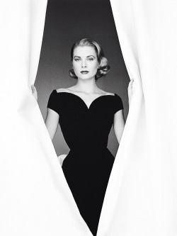 laurasaxby-deactivated20141222:  Grace Kelly photographed by