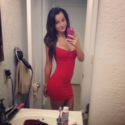sexy-tight-little-dress:  more post like thisHERE  Cutie