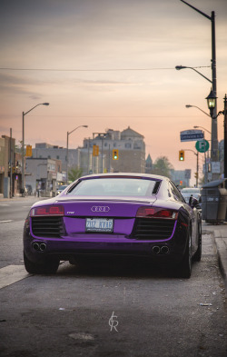 iriddell:  Metallic Purple Audi R8