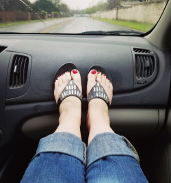 glitterandbokeh:  feet on the dash 👣 with another pair of