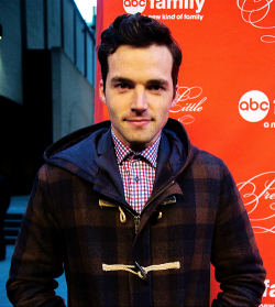 tv-tumbling:  PLL BOYS | Ian Harding   Look at you being all