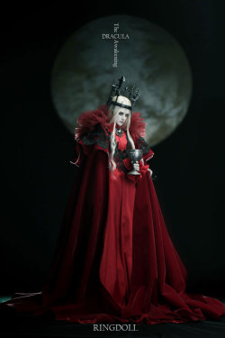 ringdoll:  New release of Ringdoll–Dracula.Dracula is a limited edition with unique style, can be purchased from Feburary 14th, 2015 to May 14th, 2015.This edition will be discontinued when limited purchased time ends but the basic doll(without make-up)