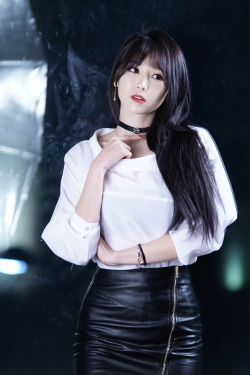 korean-dreams-girls:  Lee Eun Hye - 3rd Set Pics