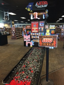 theluthox:  bullmoose:  Lego fire walk with Me  I’d rather