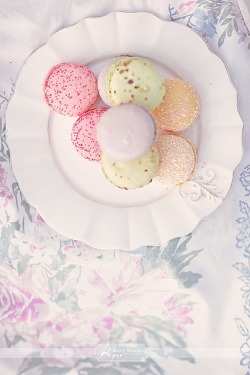 adrianna014:  http://justmacarons.tumblr.com/post/46803948124/http-whrt-it-ztjurb