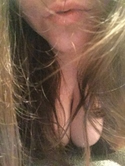 needy-little-sookie:  💋😉