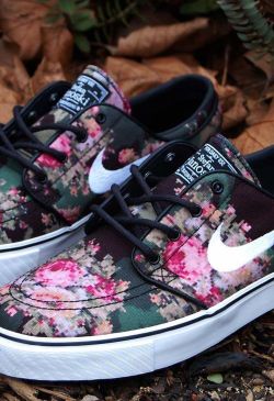 veronikanikolova17:  stefan janoski, nike. | Shoes on We Heart