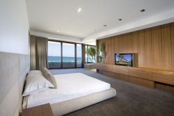 homedesigning:  Bedroom With Sea View