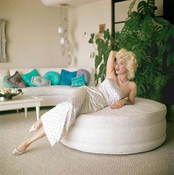 theniftyfifties:  Mamie Van Doren 