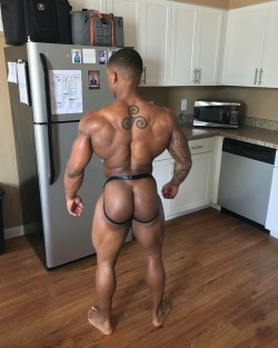 That muscle ass.