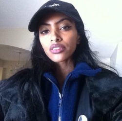 personalswear:  Hot babe 