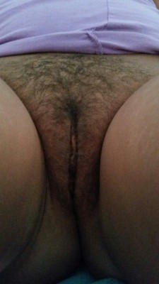 lafayettecpl:  She let it get shaggy but recently shaped it….strangely