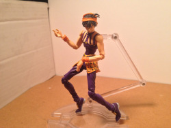 chaos-chaos-chaos-x:  Since I finally have a Fugo figure now,