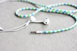 createforless:  Hama Bead Headphones via Morning Creativity I’ve