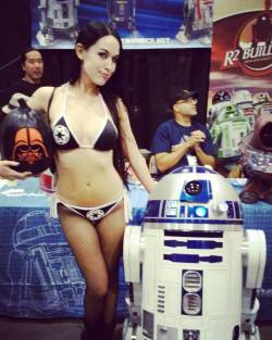 jadestarrofficial:  I found the Droid I was looking for! Hanging