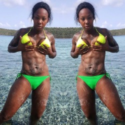 fit-black-girls:  I got a love jones for ya body &amp; ya skin tone….#KingKellz #TheMisconception #StThomas  via ✨ @padgram ✨(http://dl.padgram.com)https://www.instagram.com/p/6svpmlqzmb/  Omg