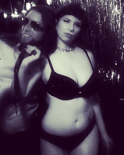 missviviannyc:  Even emcees need to be out in their place. #naughtynoirburlesque