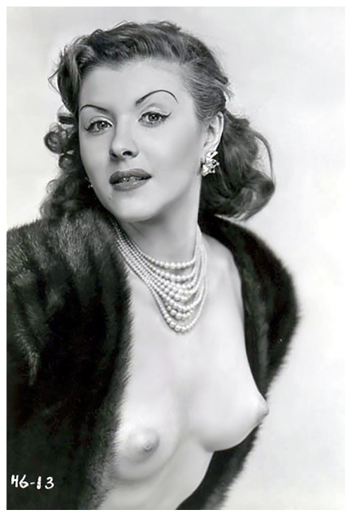 Gloria Marlowe            aka. “Flame”..