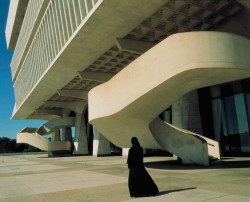  Soliloquy by Shirin Neshat Museum Walker Art Center, Minneapolis,