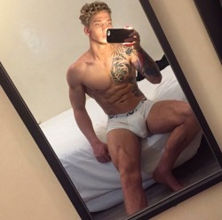 baitboysuk:  Brandon Myers from Ex on the beach!