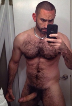 stratisxx:  Wow the fur on this Arab daddy’s big cock. What
