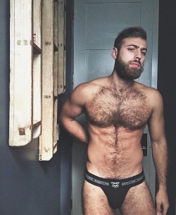 thehairyhunk:Featuring @kbrrrtolli | By @thehairyhunk
