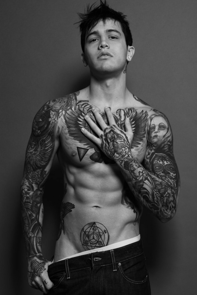hotmen-addiction: