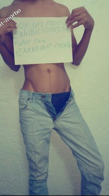 exxxhibit:  Exhibicionista se quiere dar a conocer. Le da morbo