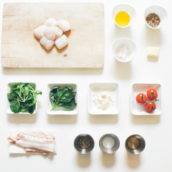 frenchcuisse:  INGREDIENTSScallops, olive oil, sunflower seeds,