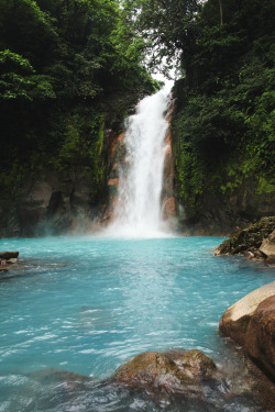 jonahreenders:  Rio Celeste II | Costa RicaBy: Jonah Reenders