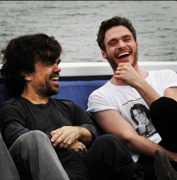 primrosesandrues16:  Peter Dinklage and Richard Madden at Comic-Con