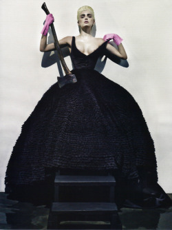 ohthentic:  lelaid:  Lily Donaldson in Erotica for Vogue Paris,