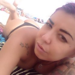 suicidegirls:  caiasuicide:  #toosunnytoopenmyeyes #beachdays