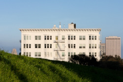 redchronicles:  Building. San Francisco 