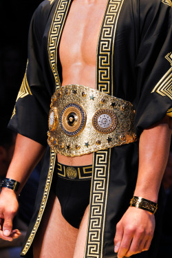 triioxide:  Versace - Spring 2013 Menswear