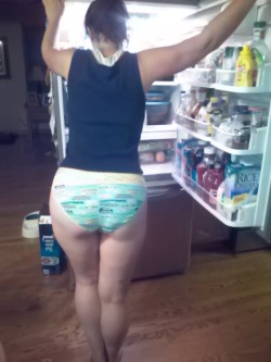 pantyland:  Making breakfast in her panties. So delicious!