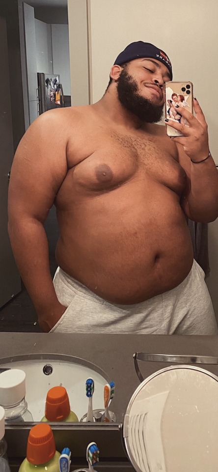 vmatts423:Beards and bellies 