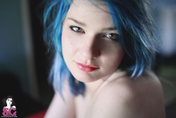 beautifulgirlsmakemesuicidal:  Shev Suicide 