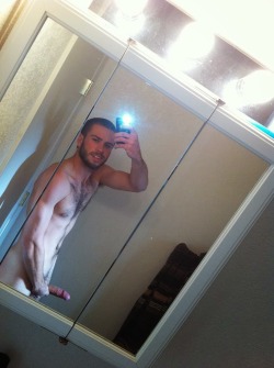 nakeddudesfortheladies:  http://nakeddudesfortheladies.tumblr.com/http://nakeddudegifsfortheladies.tumblr.com/