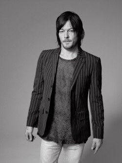 normanreedus-edelmandola:  Norman Reedus + black & white