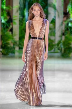 coutourista:  Azzaro Fall 2018 Couture 