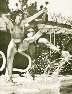 Retro Nudism