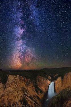 sundxwn:  Yellowstone Stars by Royce’s Nightscapes